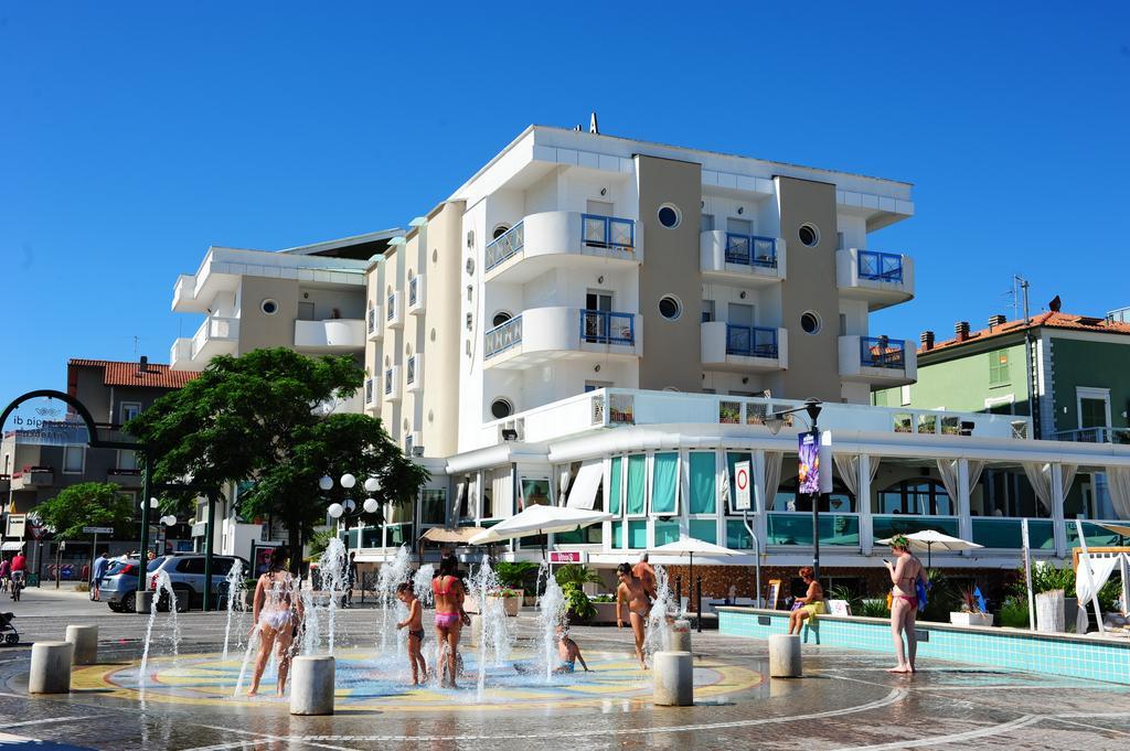 Hotel Vienna Cattolica Dış mekan fotoğraf