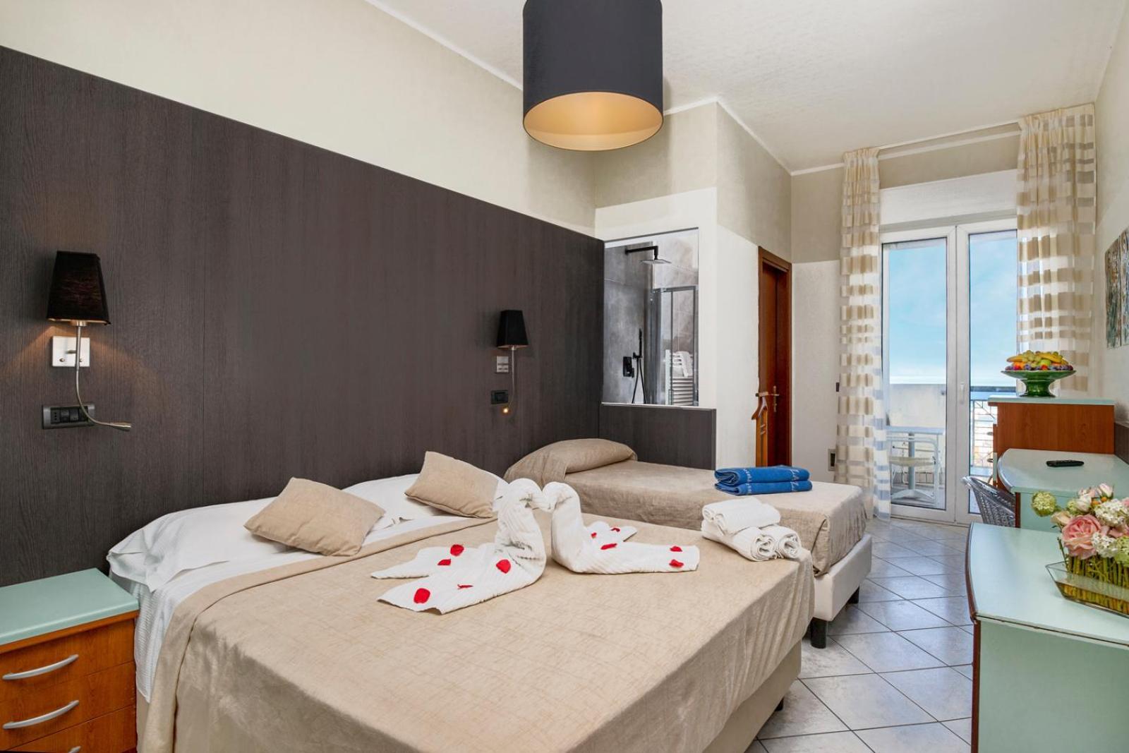 Hotel Vienna Cattolica Dış mekan fotoğraf