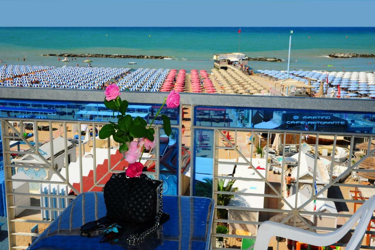 Hotel Vienna Cattolica Dış mekan fotoğraf