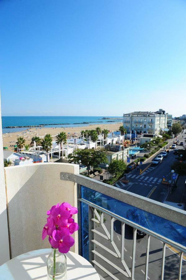 Hotel Vienna Cattolica Dış mekan fotoğraf